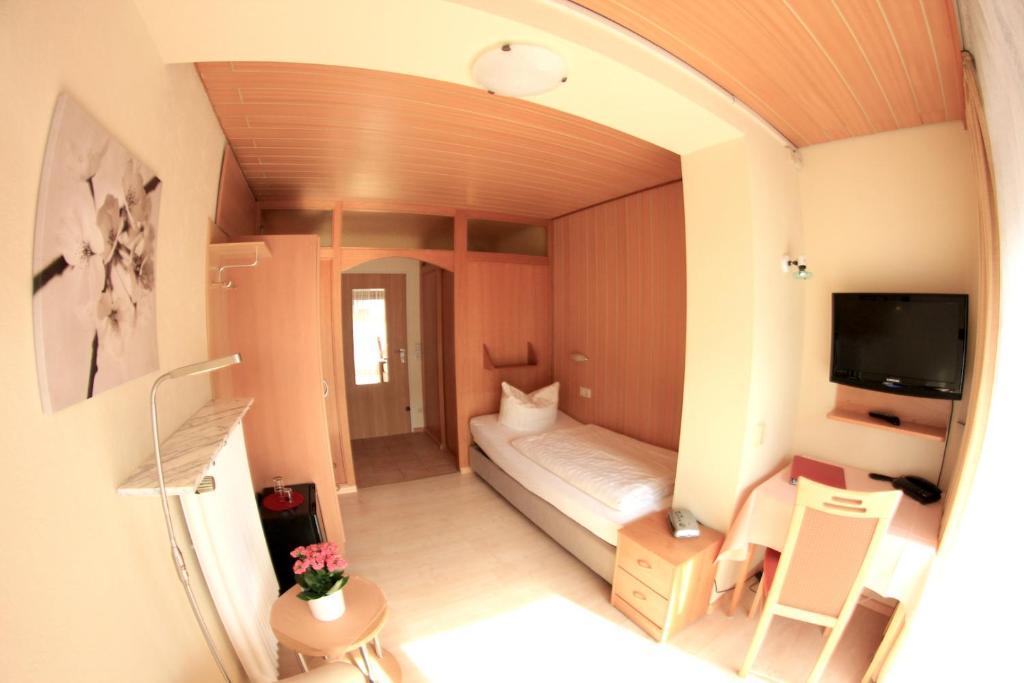 Hotel Schmid Бад-Беллинген Номер фото